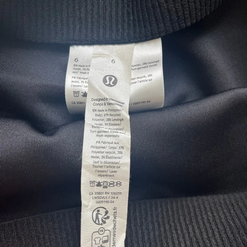 Lululemon Ribbed Softstreme Flared Pant Black sz 6 tall